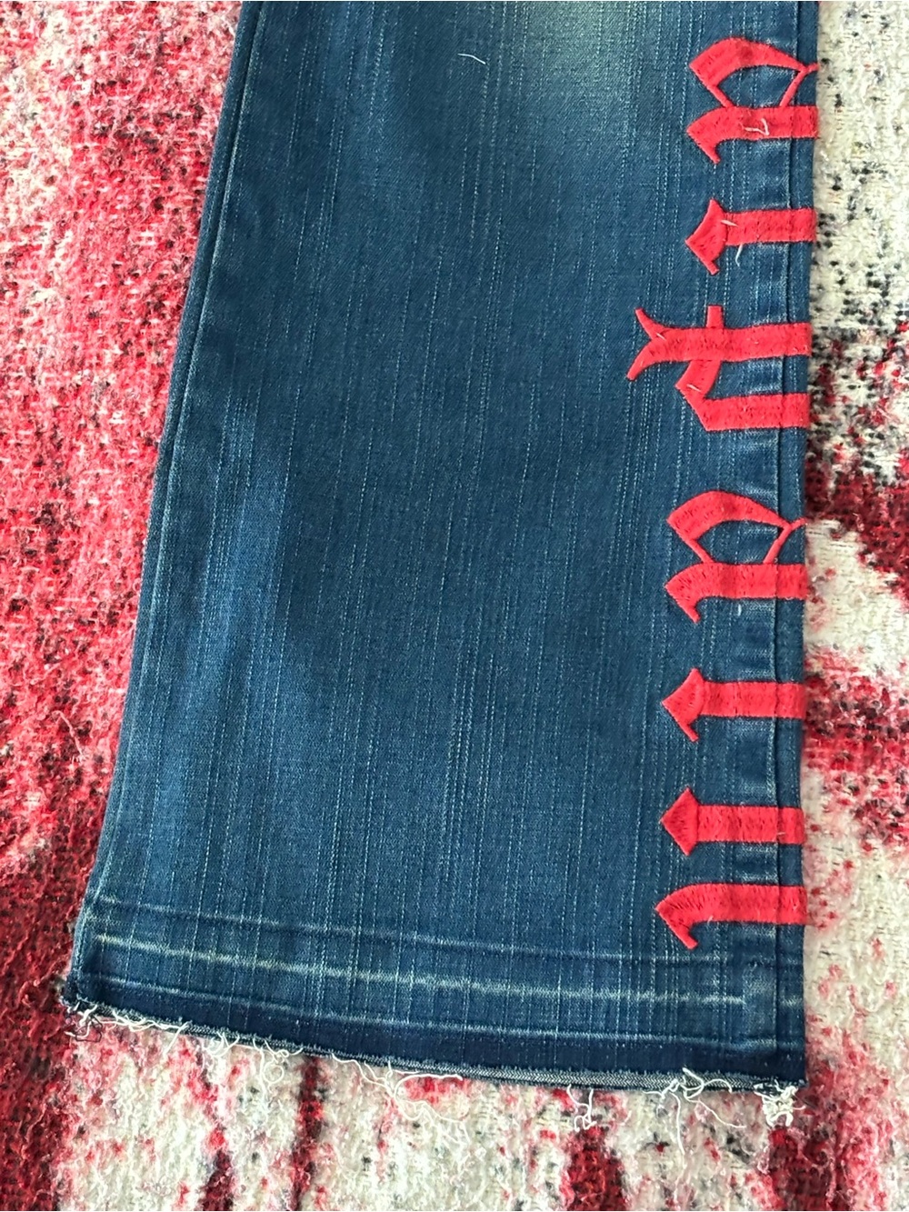 Los Angeles Golden Denim GOLDEN VENUS Flare Distressed Red Letters Jeans Sz: 42 - Picture 3 of 12
